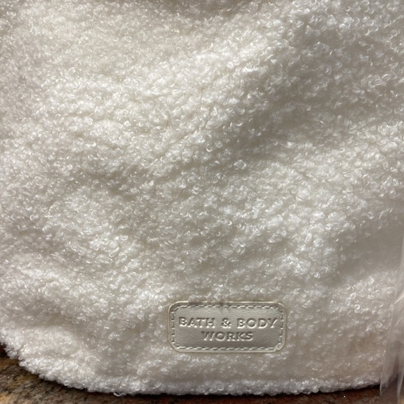 3-pc Set “COCO SHEA RICH MOISTURE” by BBW, Body Wash & Butter + Gift Bag, NWTag - Picture 10 of 10